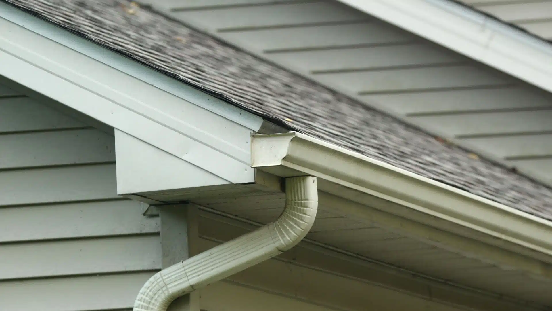 rain gutters downspout