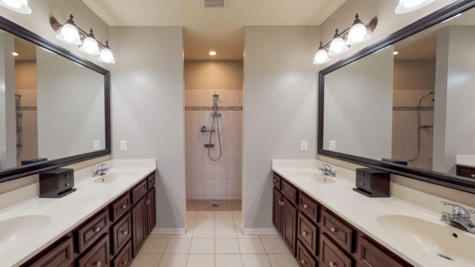 double vanity layout