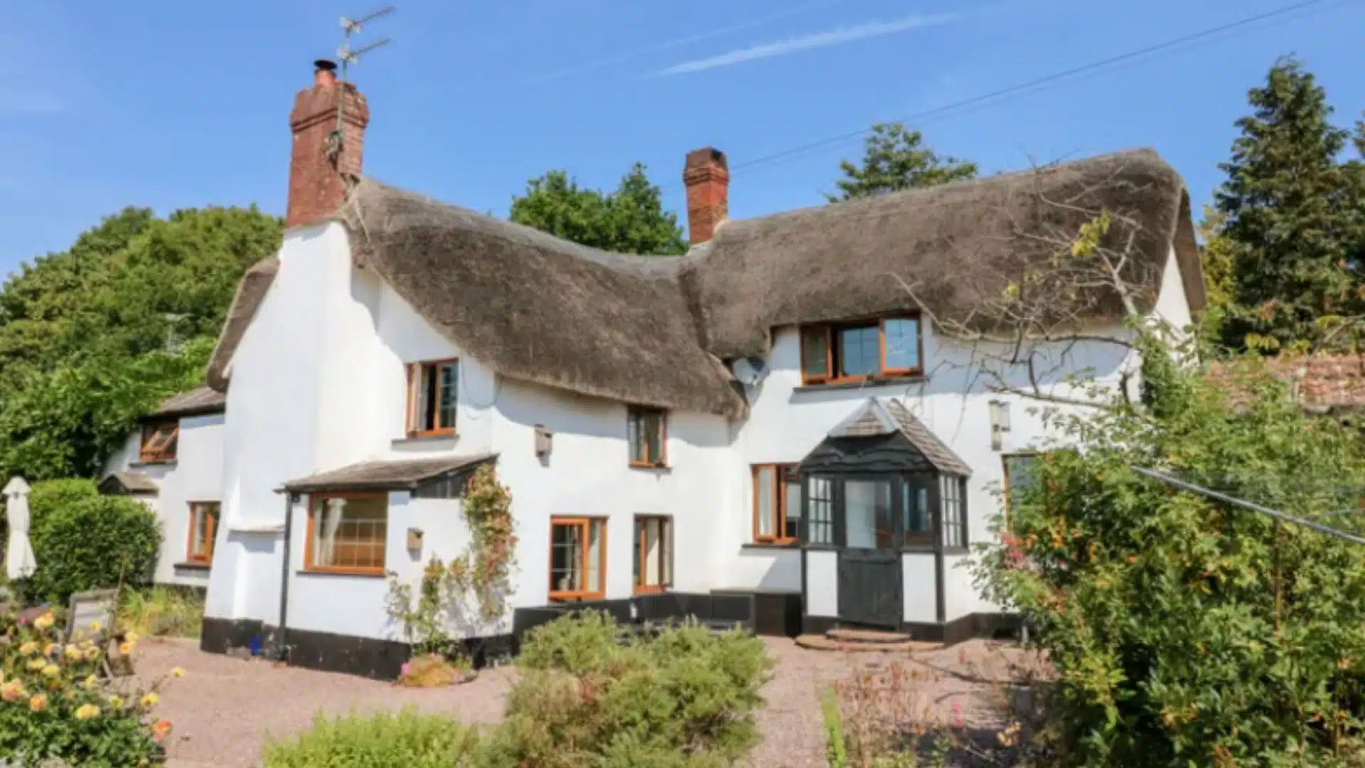 devon-thatched-cottages