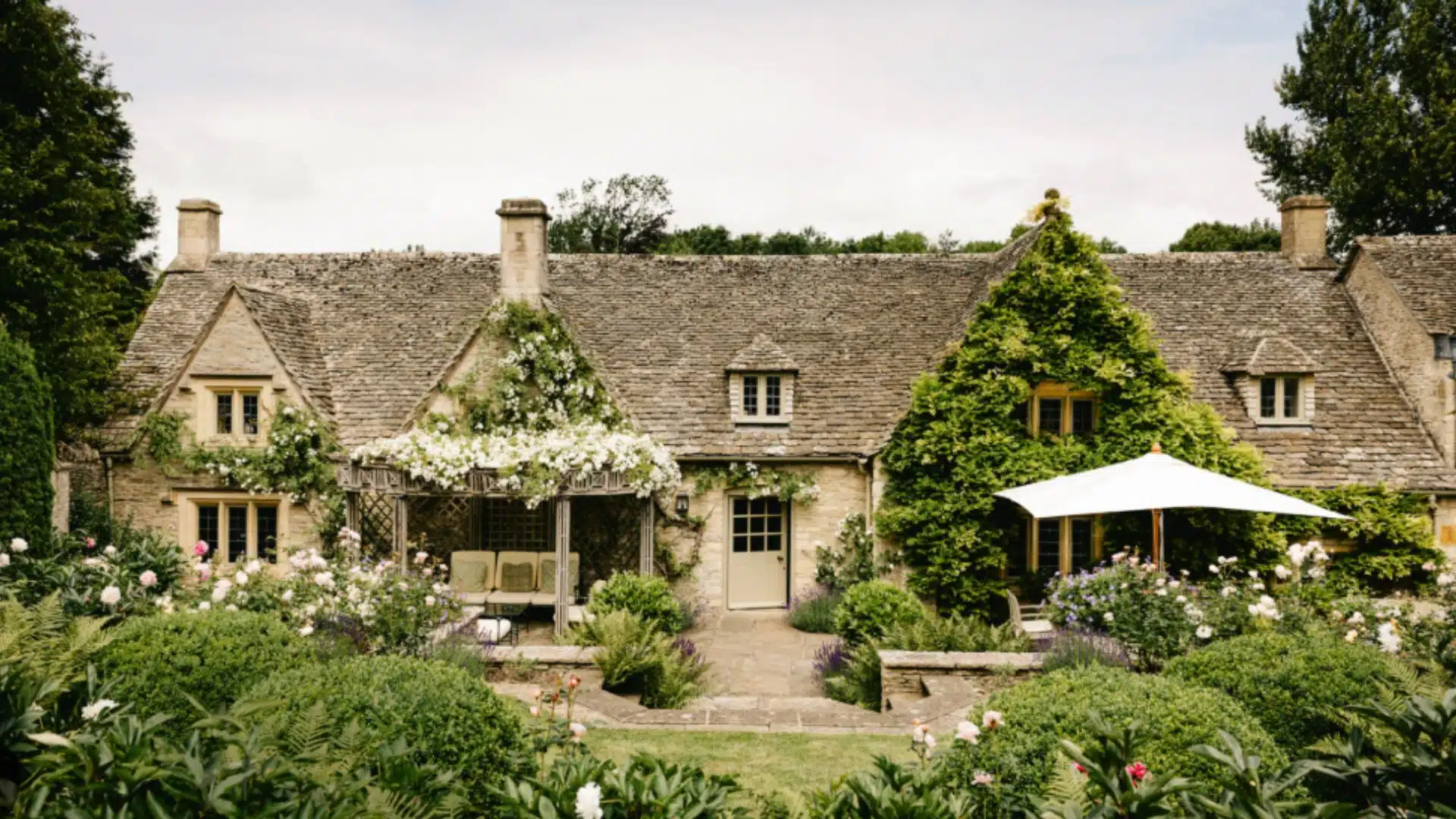 cotswold-stone-cottage